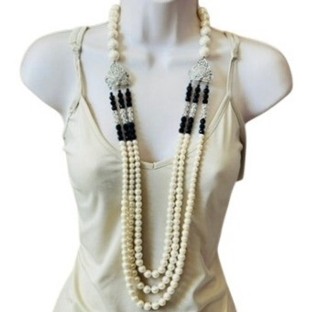 VTG Regal Pearl‎ Necklace Statement Crystal Rhinestone Elegant Runway High end